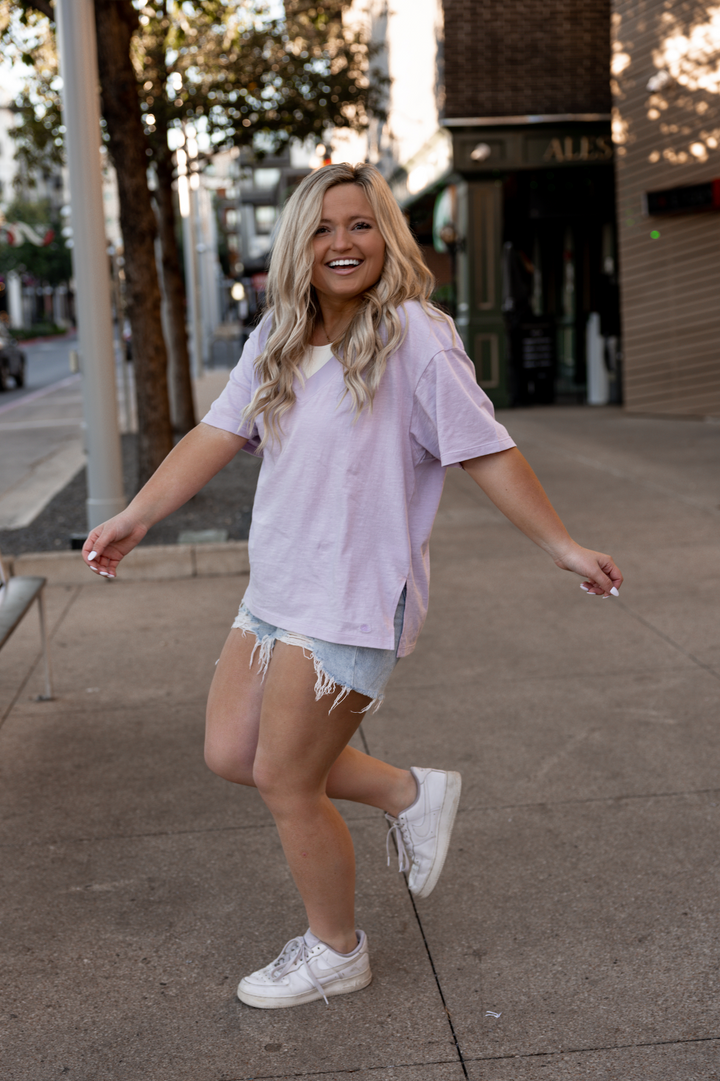 Boyfriend V-Neck - Short Sleeve (LILAC)
