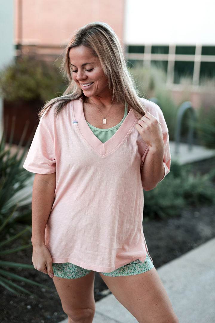 Boyfriend V-Neck - Short Sleeve (LIGHT CORAL)