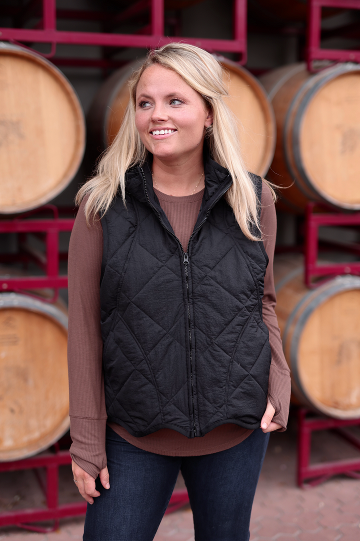 Outbound Quilted Puffer Vest - (Midnight).